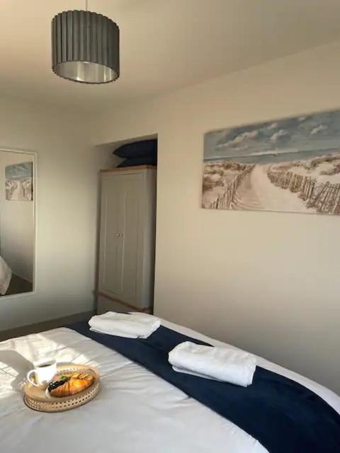 Spectacular 2 Bedroom Balcony Sea View Flat Scarborough Exterior foto